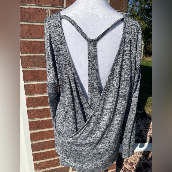 Athleta Pose Layered Top, Dark Marl Grey SIZE Medium - Picture 2 of 8